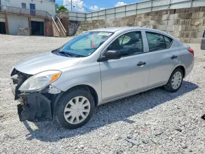 Nissan Versa 1.6L 4 2014