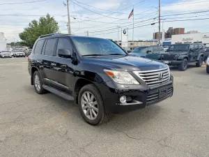 Lexus LX 5.7L 8 2011