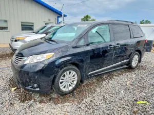 Toyota Sienna 3.5L 6 2017