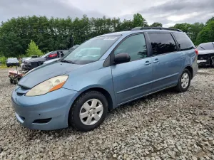Toyota Sienna 3.5L 6 2010