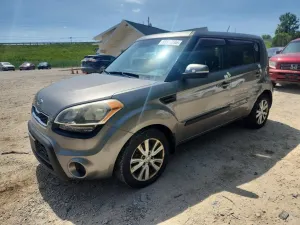 Kia Soul 2.0L 4 2012