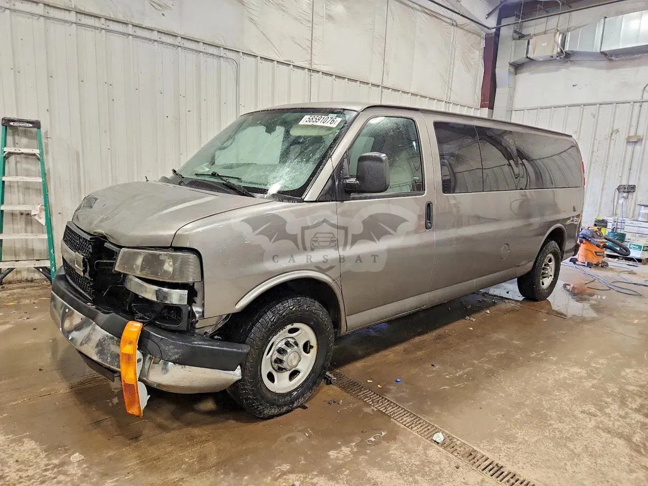 Chevrolet Express 4.8L 8 2012