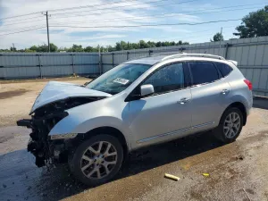 Nissan Rogue 2.5L 4 2011