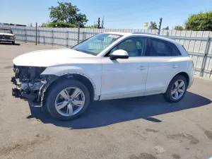 Audi Q5 2.0L 4 2018