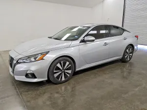 Nissan Altima 2.5L 4 2019