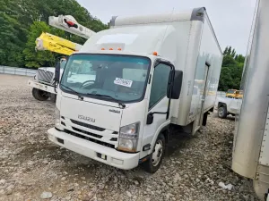 Isuzu NPR 6.6L 8 2022
