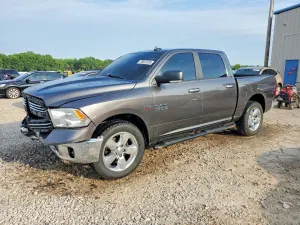 RAM 1500 5.7L 8 2017