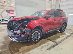 Nissan Pathfinder 3.5L 6 2025