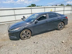 Hyundai Elantra 2.0L 4 2021