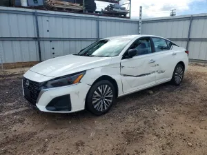 Nissan Altima 2.5L 4 2025