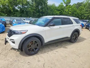 Ford Explorer 2.3L 4 2023