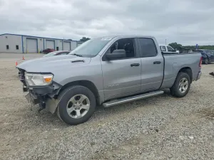 RAM 1500 5.7L 8 2019