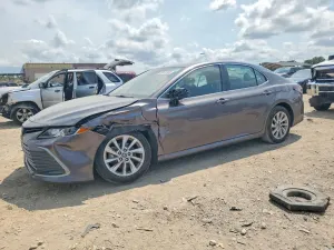 Toyota Camry 2.5L 4 2023