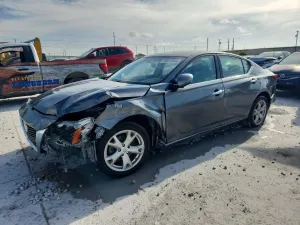 Nissan Altima 2.5L 4 2020