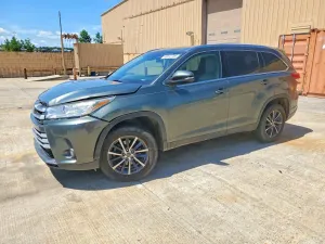 Toyota Highlander 3.5L 6 2019