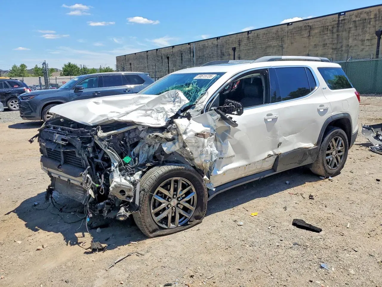 GMC Acadia 2.5L 4 2017