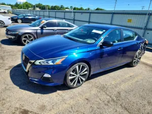 Nissan Altima 2.5L 4 2020