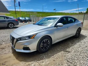 Nissan Altima 2.5L 4 2019