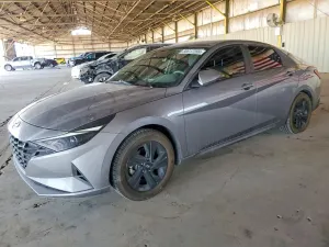 Hyundai Elantra 2.0L 4 2021