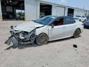 Toyota Camry 2.5L 4 2024