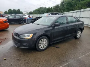 Volkswagen Jetta 2.0L 4 2013