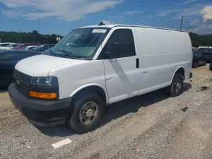 Chevrolet Express 6.6L 8 2021