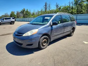 Toyota Sienna 3.5L 6 2009