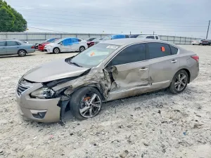 Nissan Altima 2.5L 4 2015