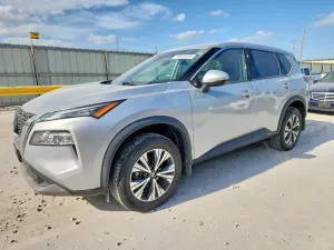 Nissan Rogue 2.5L 4 2021