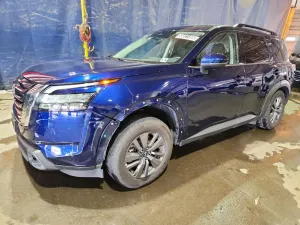 Nissan Pathfinder 3.5L 6 2025