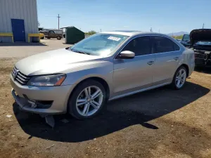 Volkswagen Passat 2.0L 4 2014