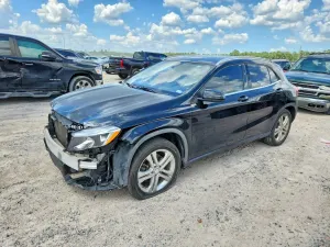 Mercedes-Benz GLA 2.0L 4 2015