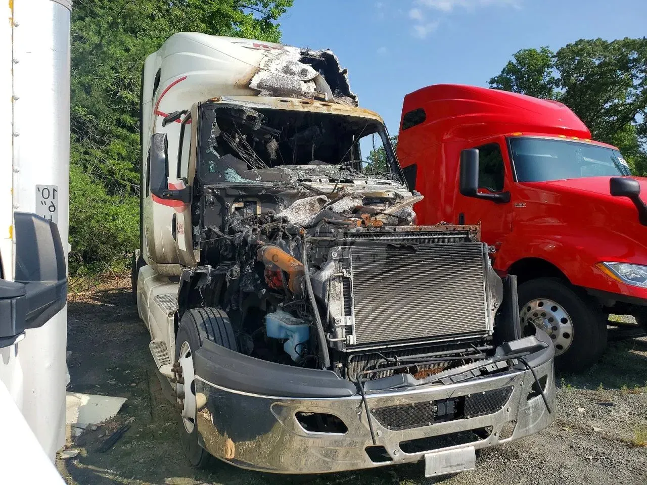 International LT Series 15.0L 6 2022