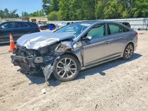 Hyundai Sonata 2.0L 4 2015