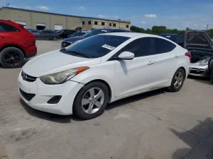 Hyundai Elantra 1.8L 4 2013
