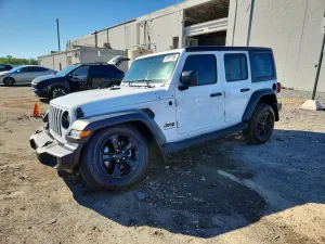 Jeep Wrangler 3.6L 6 2023