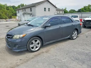 Toyota Corolla 1.8L 4 2013