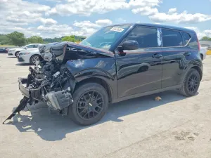 Kia Soul 2.0L 4 2021