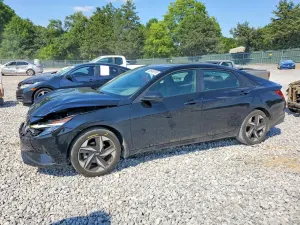 Hyundai Elantra 2.0L 4 2023