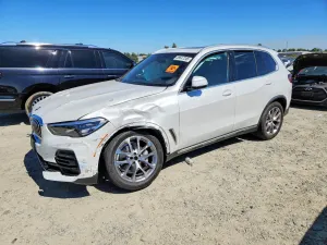 BMW X5 3.0L 6 2023