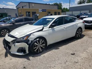 Nissan Altima 2.5L 4 2022