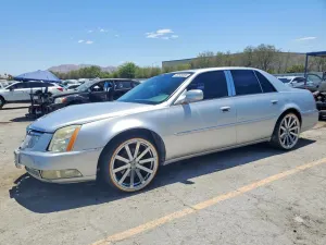 Cadillac DTS 4.6L 8 2011
