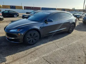 Tesla Model 3 2025