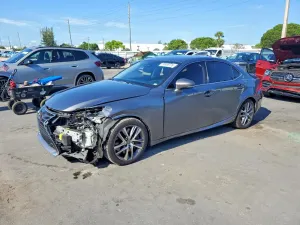 Lexus IS 2.0L 4 2018
