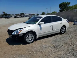 Nissan Altima 2.5L 4 2012