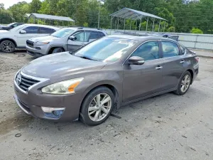 Nissan Altima 2.5L 4 2015