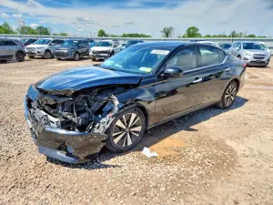 Nissan Altima 2.5L 4 2019