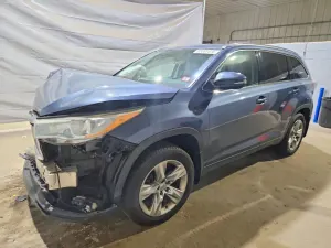 Toyota Highlander 3.5L 6 2015