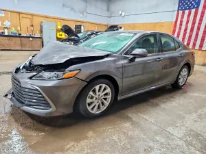 Toyota Camry 2.5L 4 2022