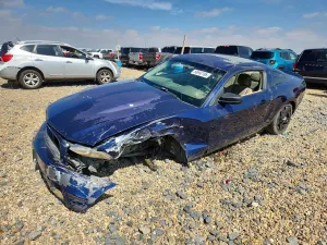 Ford Mustang 4.0L 6 2010